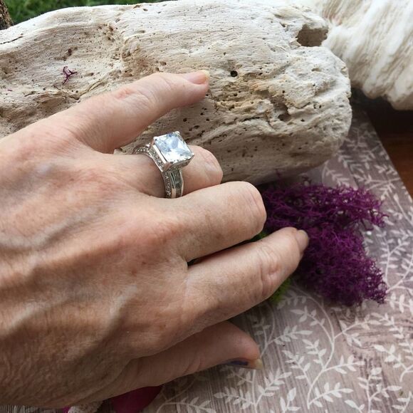 Solid Sterling Silver Square Cz Solitaire Engagement Wedding Fashion Ring Size 8 - Picture 4 of 9